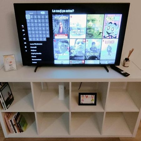Studio Lotus Bucureşti Ngoại thất bức ảnh
