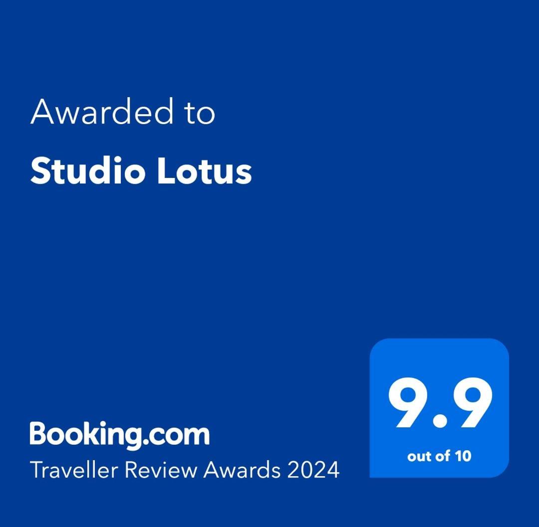 Studio Lotus Bucureşti Ngoại thất bức ảnh